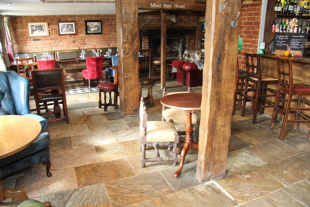 โรงแรมเดอะ ไวน์ยาร์ด Lamberhurst ภายนอก รูปภาพ